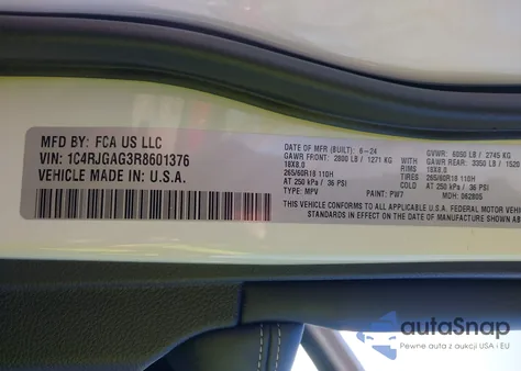2024 Jeep Grand Cherokee Laredo X 4X2 from USA, damaged, VIN 1C4RJGAG3R8601376